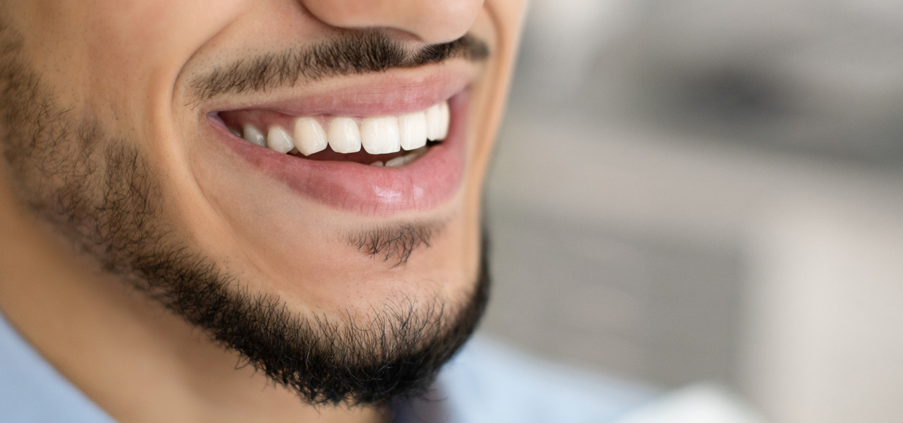 Smiling-man-with-white-teeth