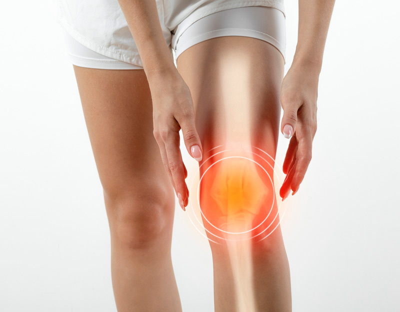 Woman-with-knee-pain